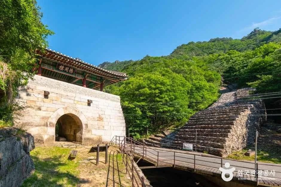 충북_제천_제천 덕주산성_외부_3.jpg