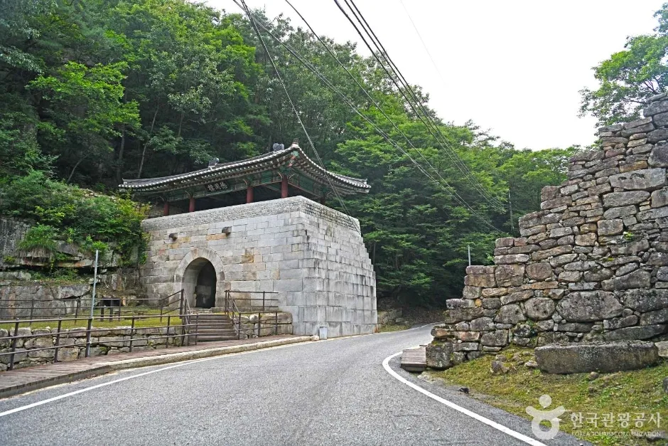 충북_제천_제천 덕주산성_외부_9.jpg