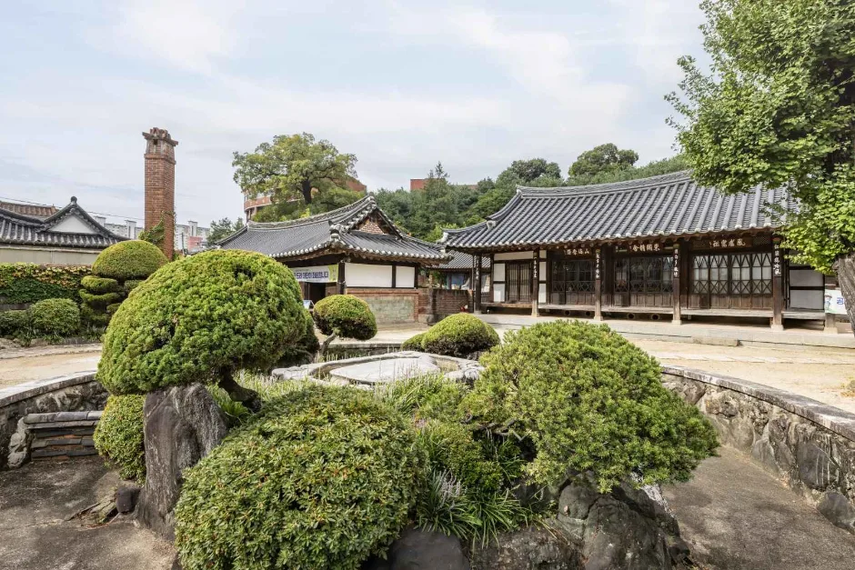이장우 가옥 (1)