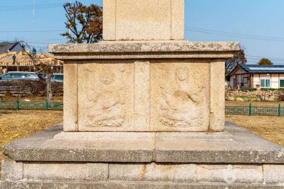 경주_경주 남산동 동ㆍ서 삼층석탑 (5)