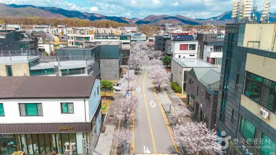 경기_이천_이천도자예술마을 (이천 예스파크)_내부.jpg