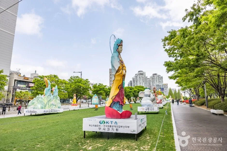 부산_송상현광장 (11)