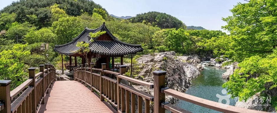 경남_함양_거연정_외부_3.JPG