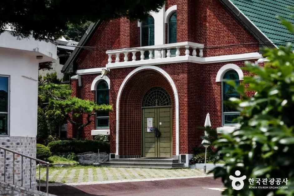 전남_여수_동산동성당_외부_2-1.jpg