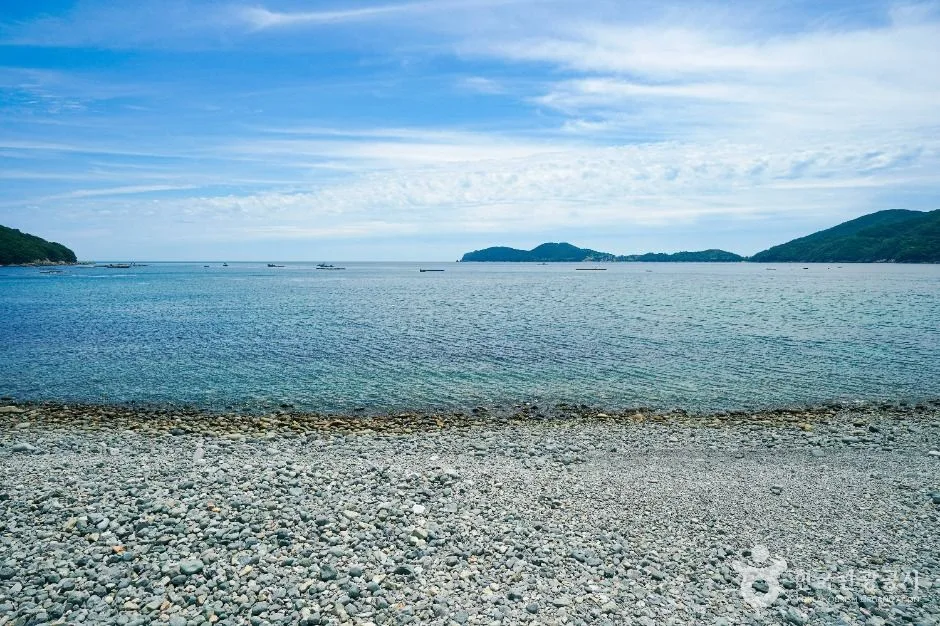 경남_거제_학동 흑진주 몽돌해변_외부_06.jpg