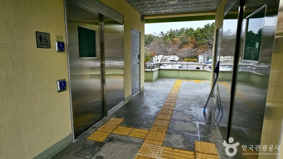전북_군산_은파 호수공원_외부_4.jpg