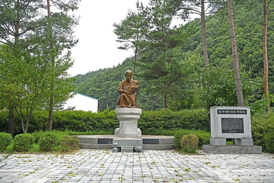 강원_홍천_故박정렬여사 추모공원 (6)
