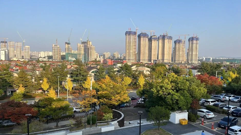 고양시립마두도서관_3층 하늘정원 풍경