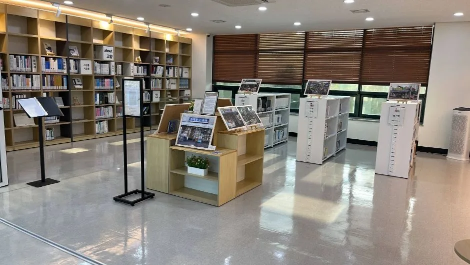 고양시립마두도서관_입구 앞 지상 장애인 주차장2