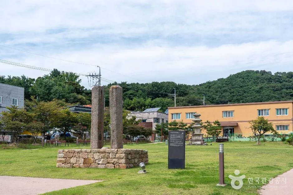 서산_서산동문동 오층석탑 및 당간지주 (3)