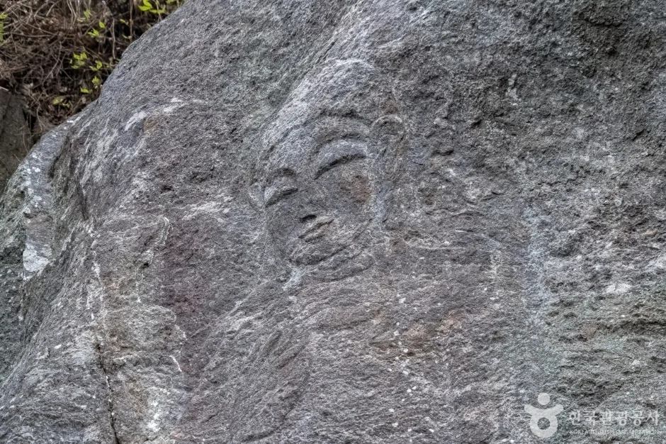 문수산마애보살상