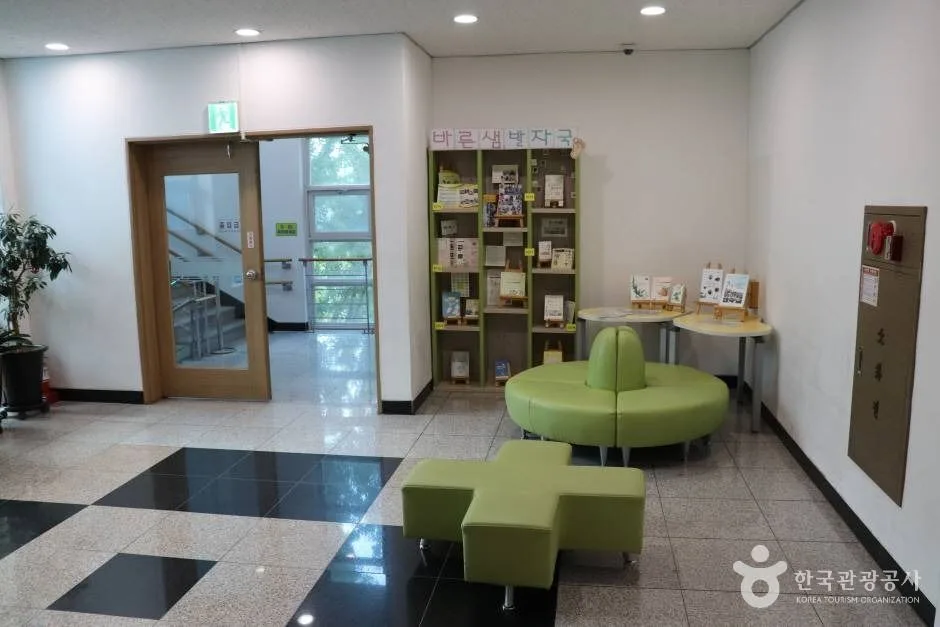 바른샘어린이도서관 (13)_e