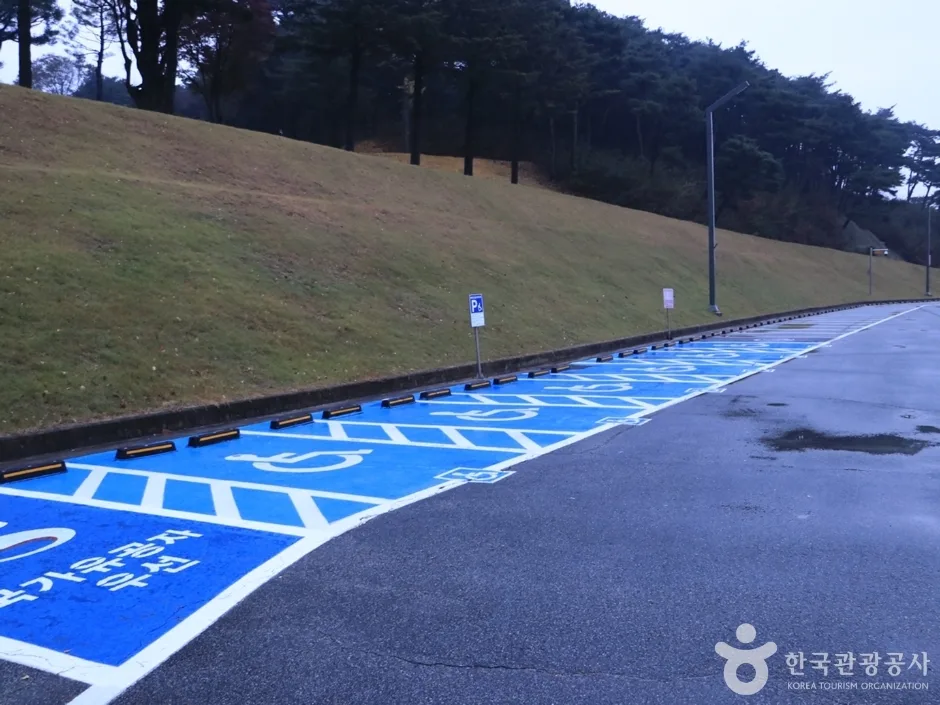 충남_예산_윤봉길의사기념관_내부_4.jpg