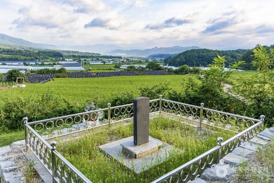 필리핀군 전투전적비