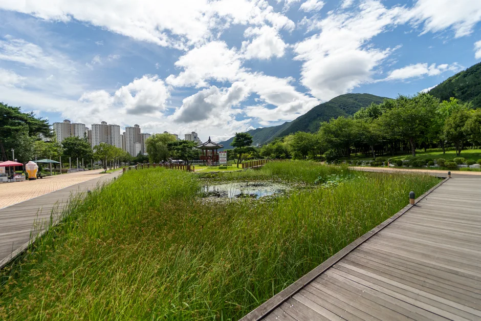 04_경남_양산시_양산워터파크_산책로_리사이징