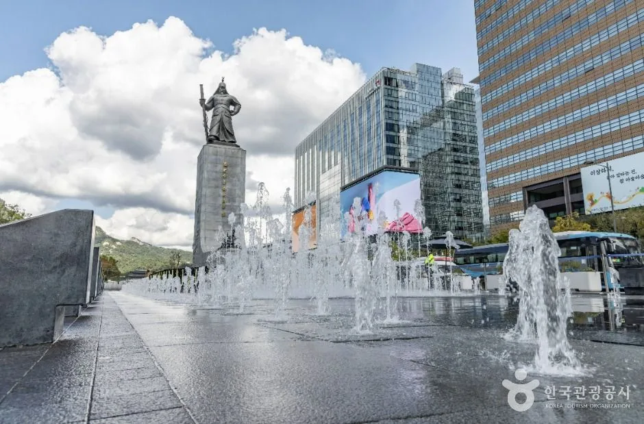서울_종로_광화문광장_외부_6.jpg