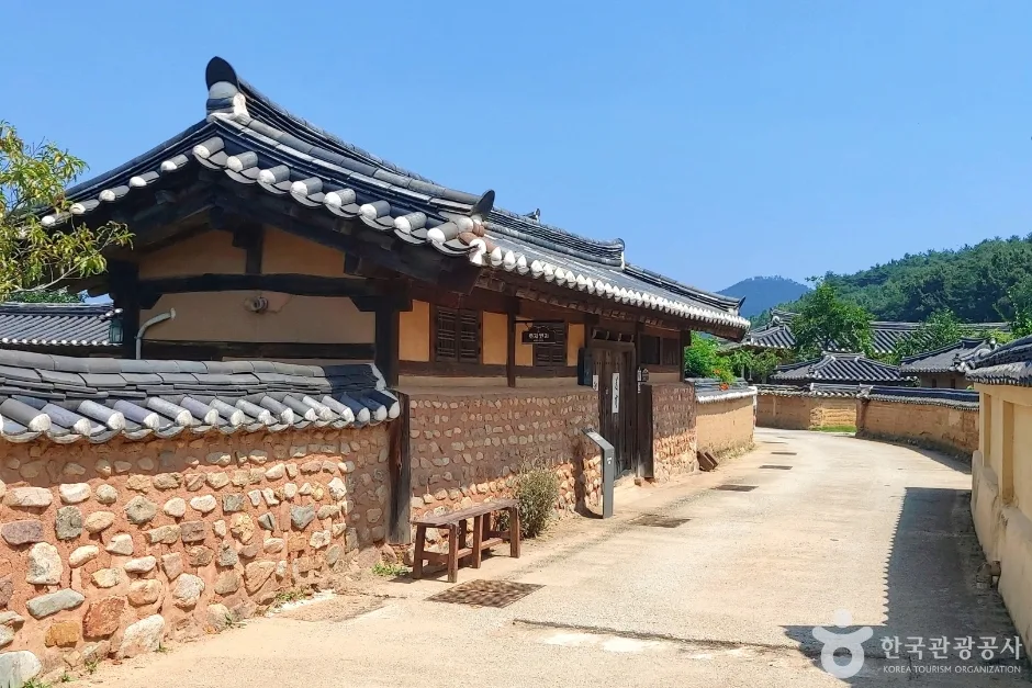괴시리 전통마을_1