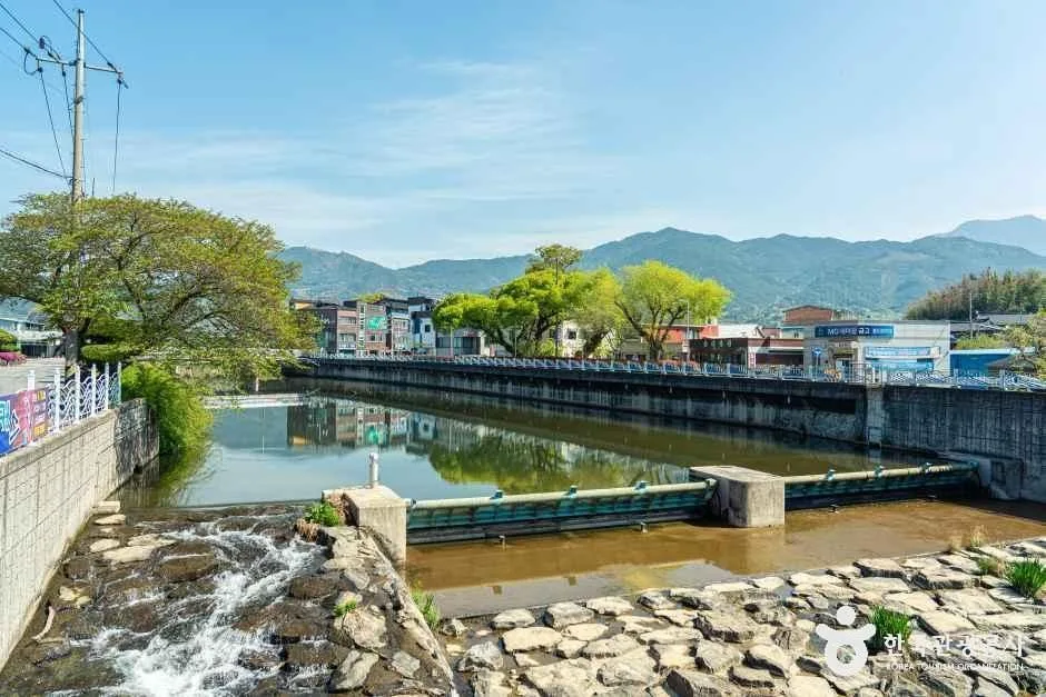 구례_연파마을 (2).jpg