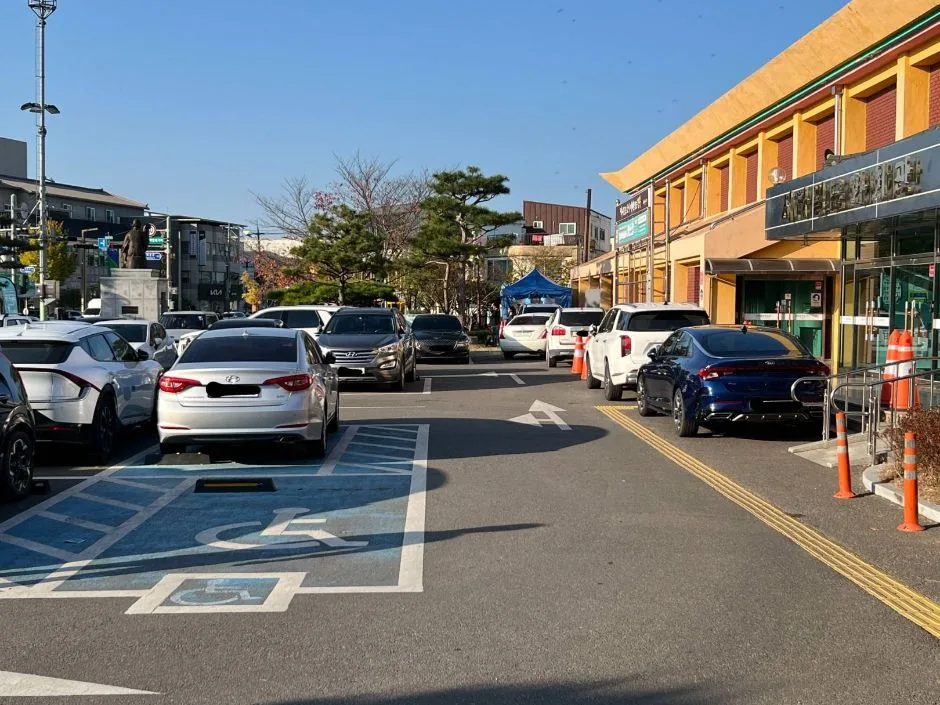 경주시립중앙도서관_장애인화장실 버튼