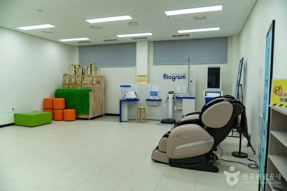 충북_증평_증평인삼문화센터_내부_3.jpg