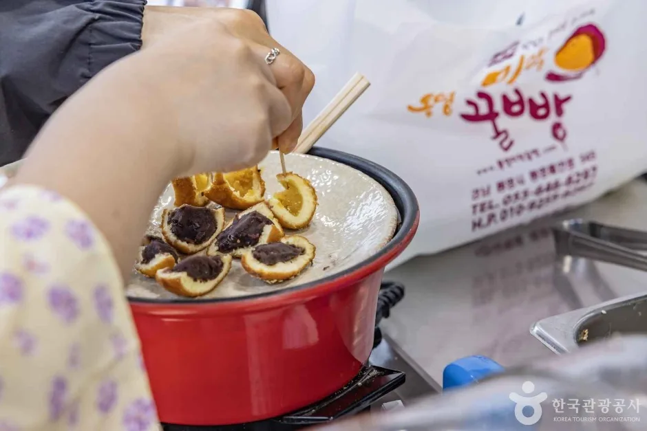 통영항 꿀빵거리 (1)