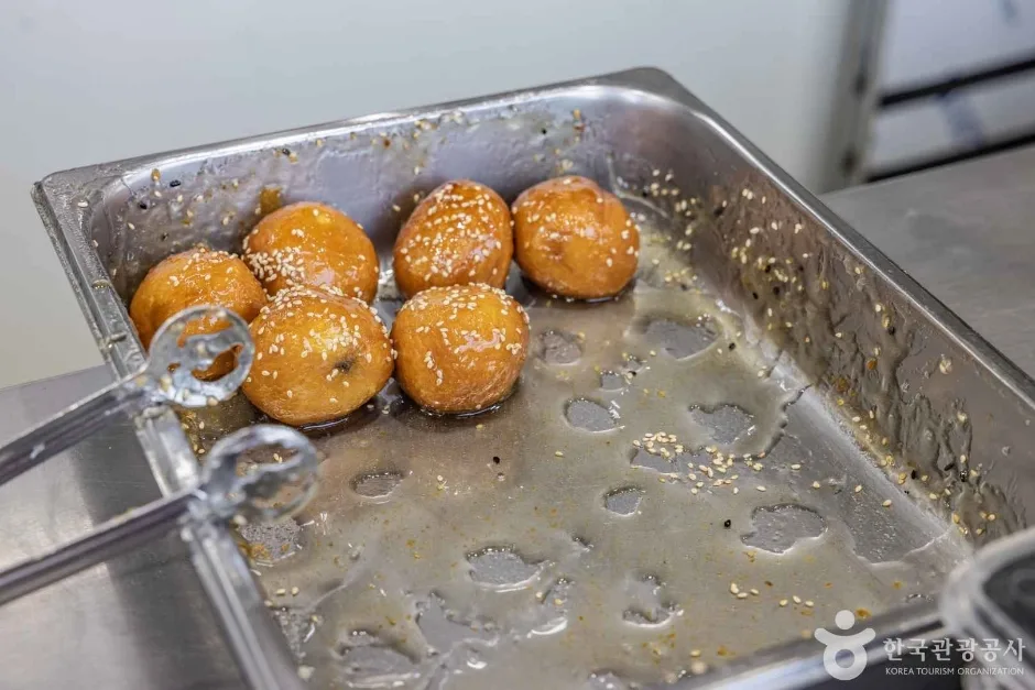 통영항 꿀빵거리 (8)