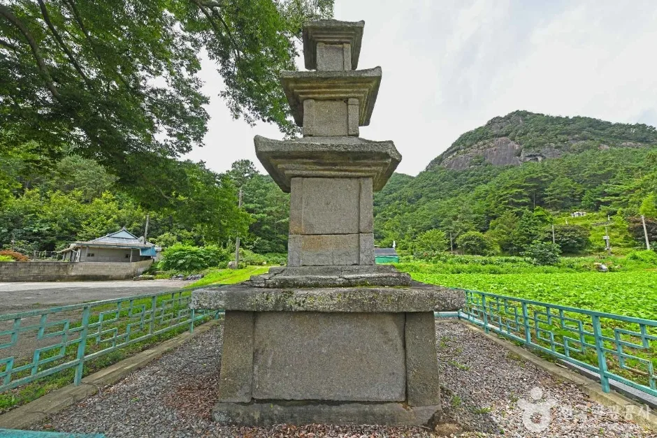 한산사지삼층석탑 (7)