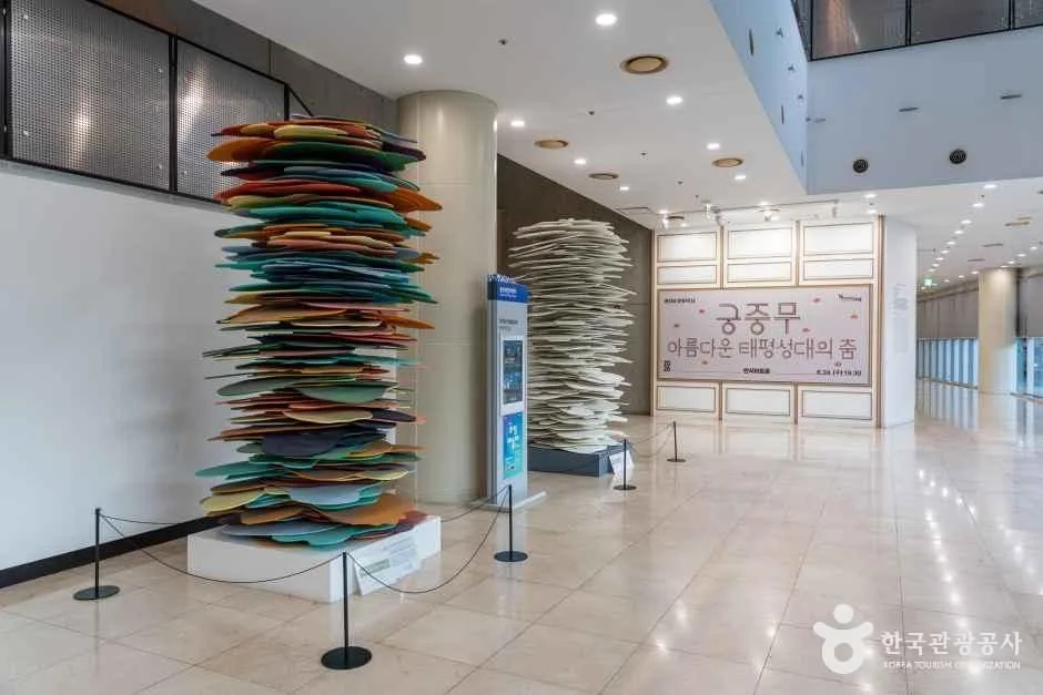 경기_화성_반석아트홀_내부_02.jpg