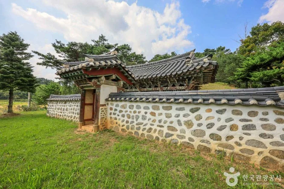 경기_안성_서흥김씨삼강정문 (2)