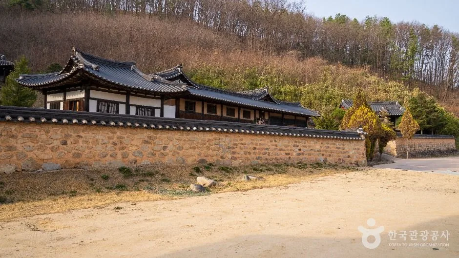 안동 고성이씨 탑동파 종택