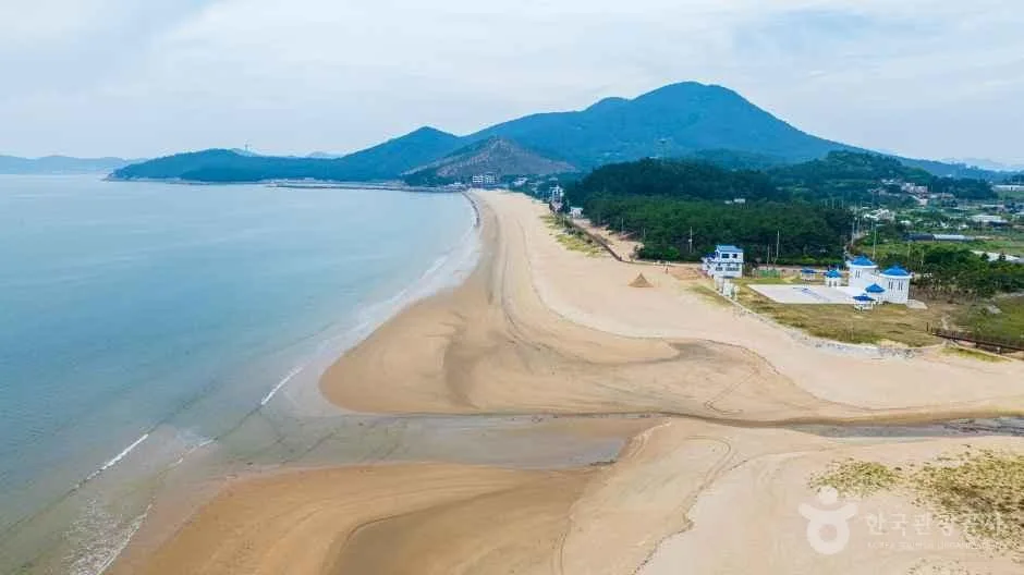 전남 완도 목포 무안 영광 고흥 여수 순천 가볼만한곳, 미식 여행 코스 추천_신지 명사십리해수욕장_2-1