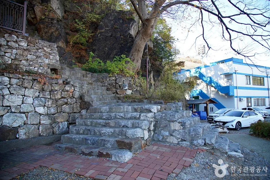 육향산 (6)