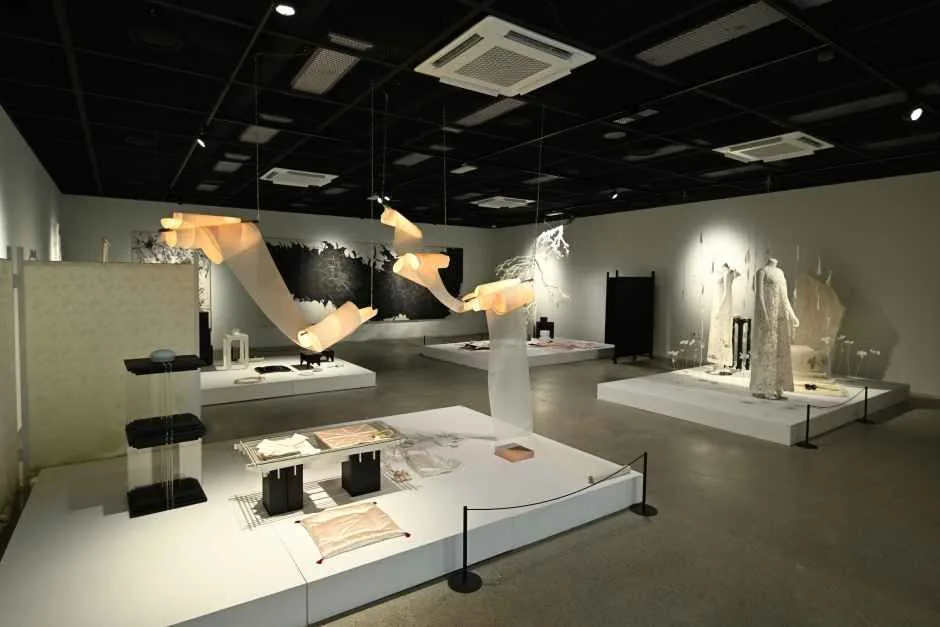 진주_진주실크박물관 (1).JPG