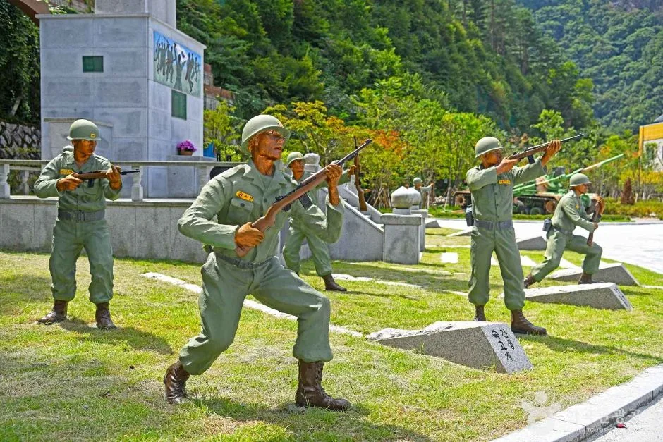 태백_학도병충혼탑 (5)