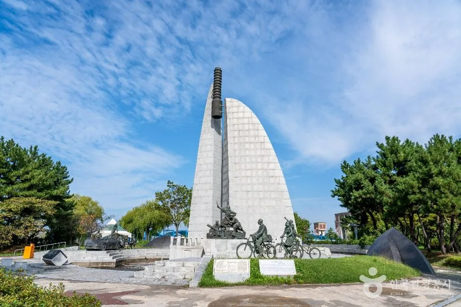 군산_진포대첩 기념탑 (5)
